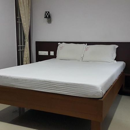 Nest Guest House Пондичерри Экстерьер фото